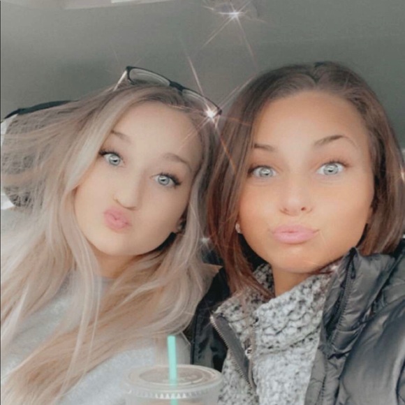 Meet your Posher, Ellie - Picture 1 of 1